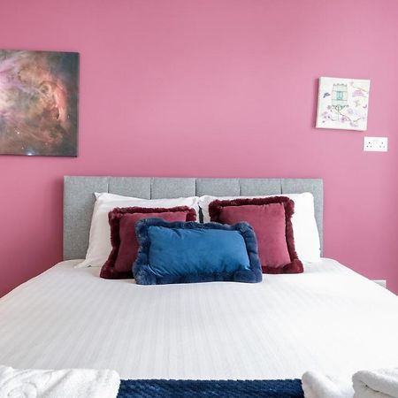 Fernbank Studios Sudbury Hill Harrow Self-Contained Studios With En-Suite Wembley Esterno foto
