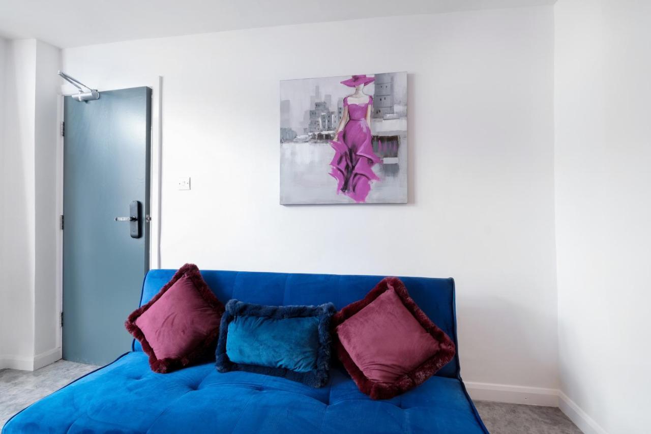 Fernbank Studios Sudbury Hill Harrow Self-Contained Studios With En-Suite Wembley Esterno foto