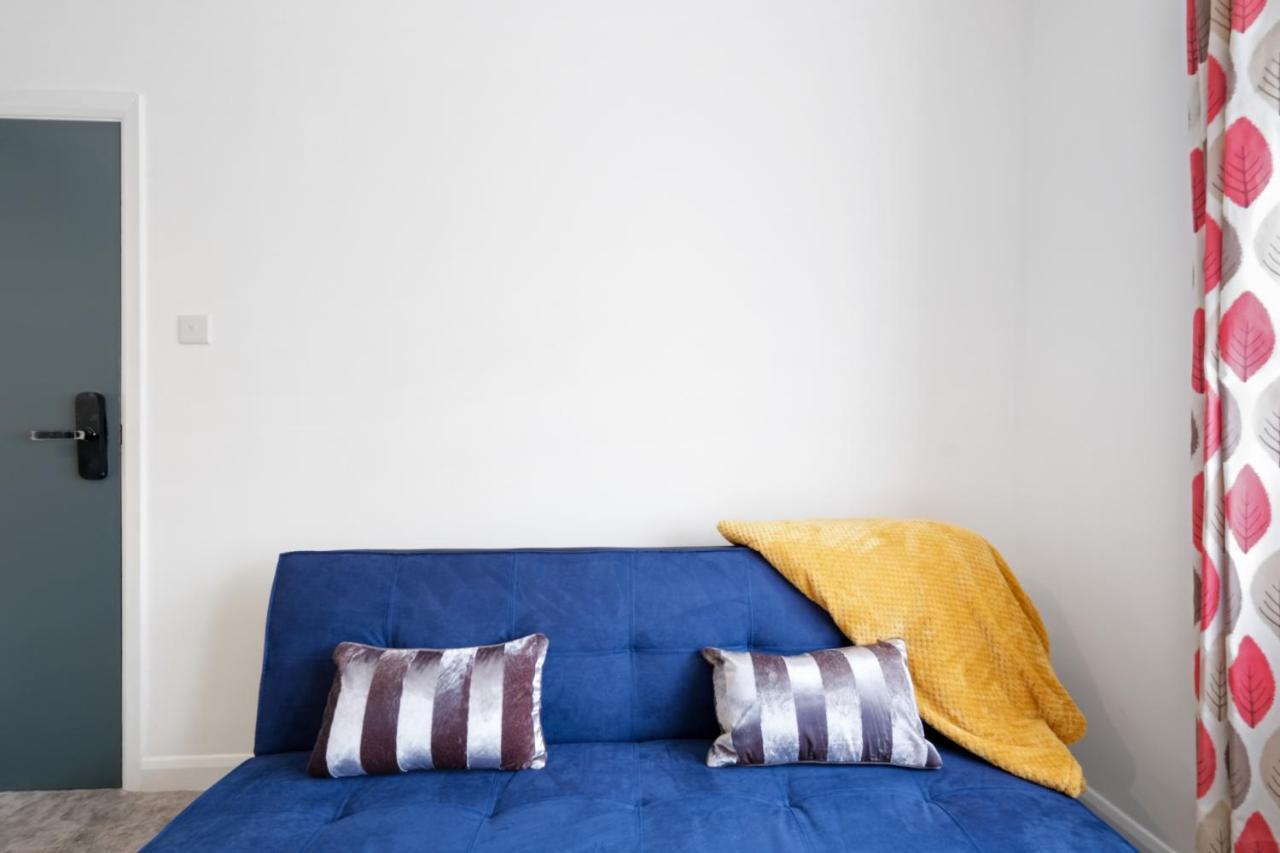 Fernbank Studios Sudbury Hill Harrow Self-Contained Studios With En-Suite Wembley Esterno foto