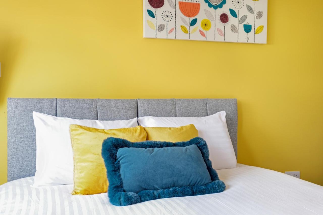 Fernbank Studios Sudbury Hill Harrow Self-Contained Studios With En-Suite Wembley Esterno foto