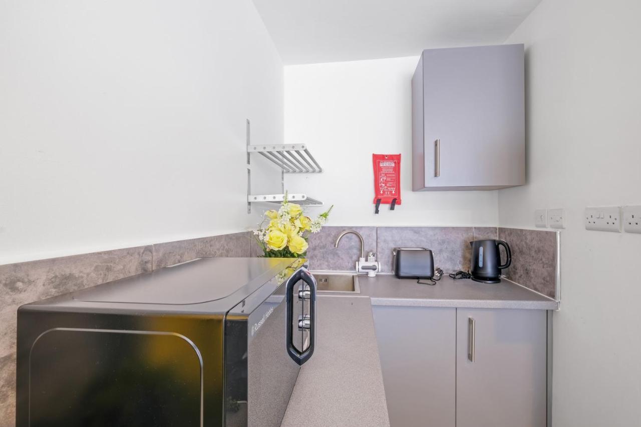 Fernbank Studios Sudbury Hill Harrow Self-Contained Studios With En-Suite Wembley Esterno foto