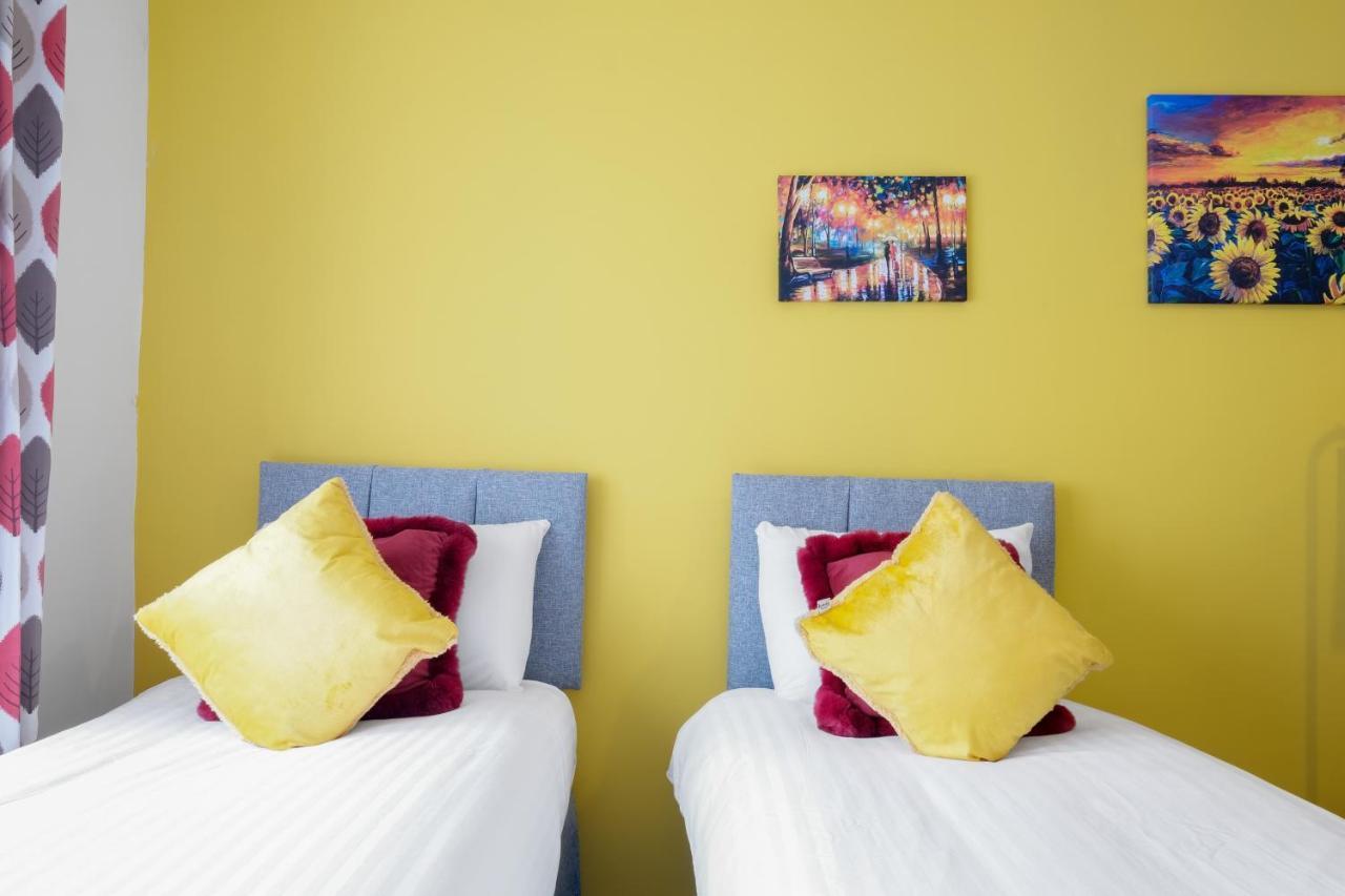 Fernbank Studios Sudbury Hill Harrow Self-Contained Studios With En-Suite Wembley Esterno foto