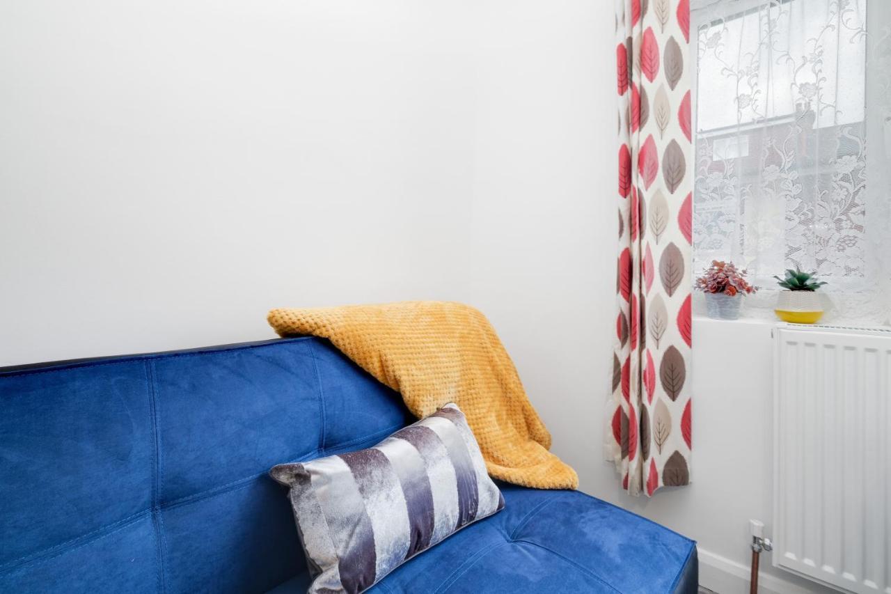 Fernbank Studios Sudbury Hill Harrow Self-Contained Studios With En-Suite Wembley Esterno foto